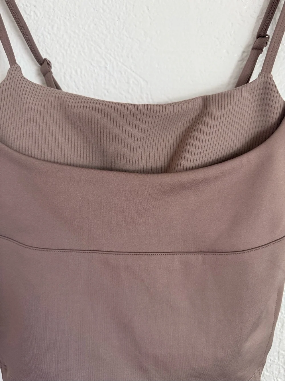 ALO Yoga Size Medium Airlift Street Goddess Bra Tank Taupe